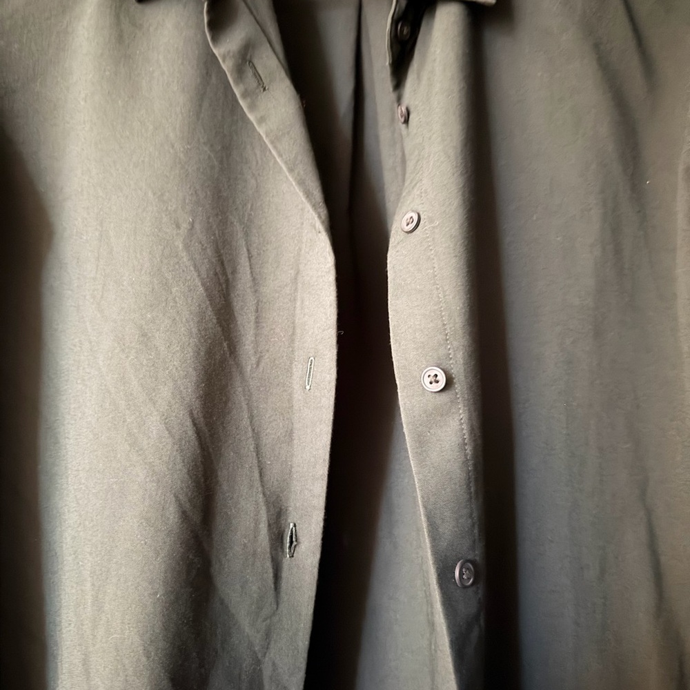 Uniqlo Olive Green Button-Front Blouse ONLY WORN ONCE